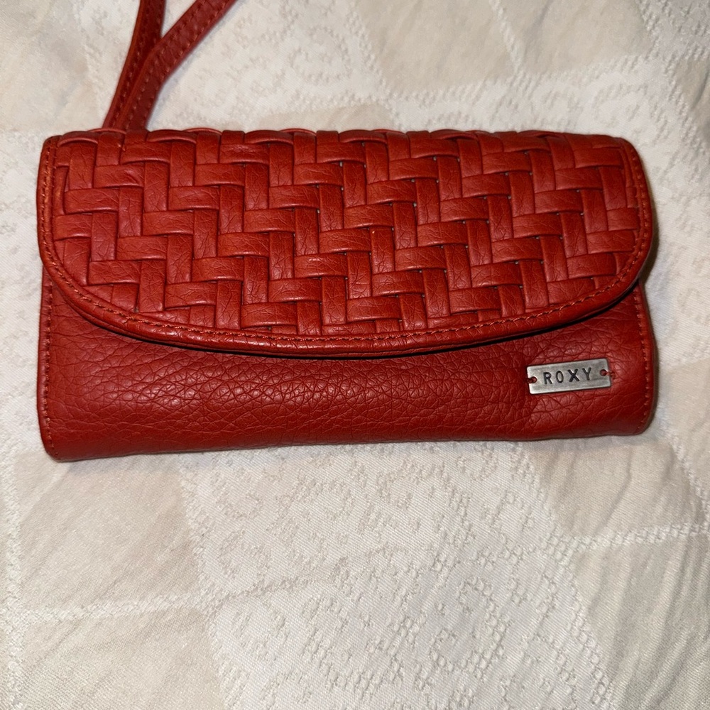 Roxy Red Textured Clutch
